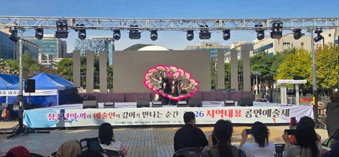 청년 부채춤 2